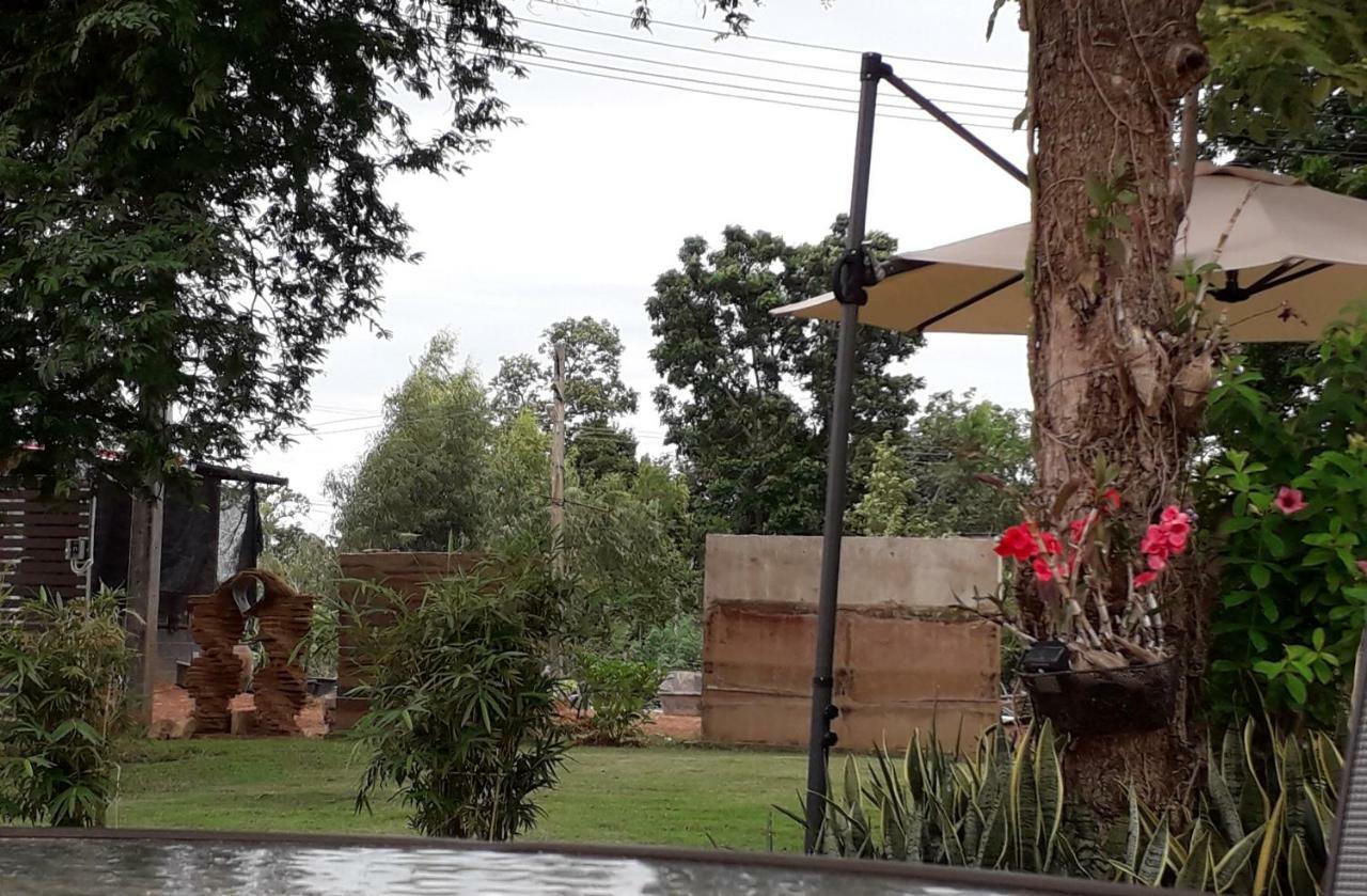 Wapipathum Earthen House Apartment Ban Na Lao Bagian luar foto