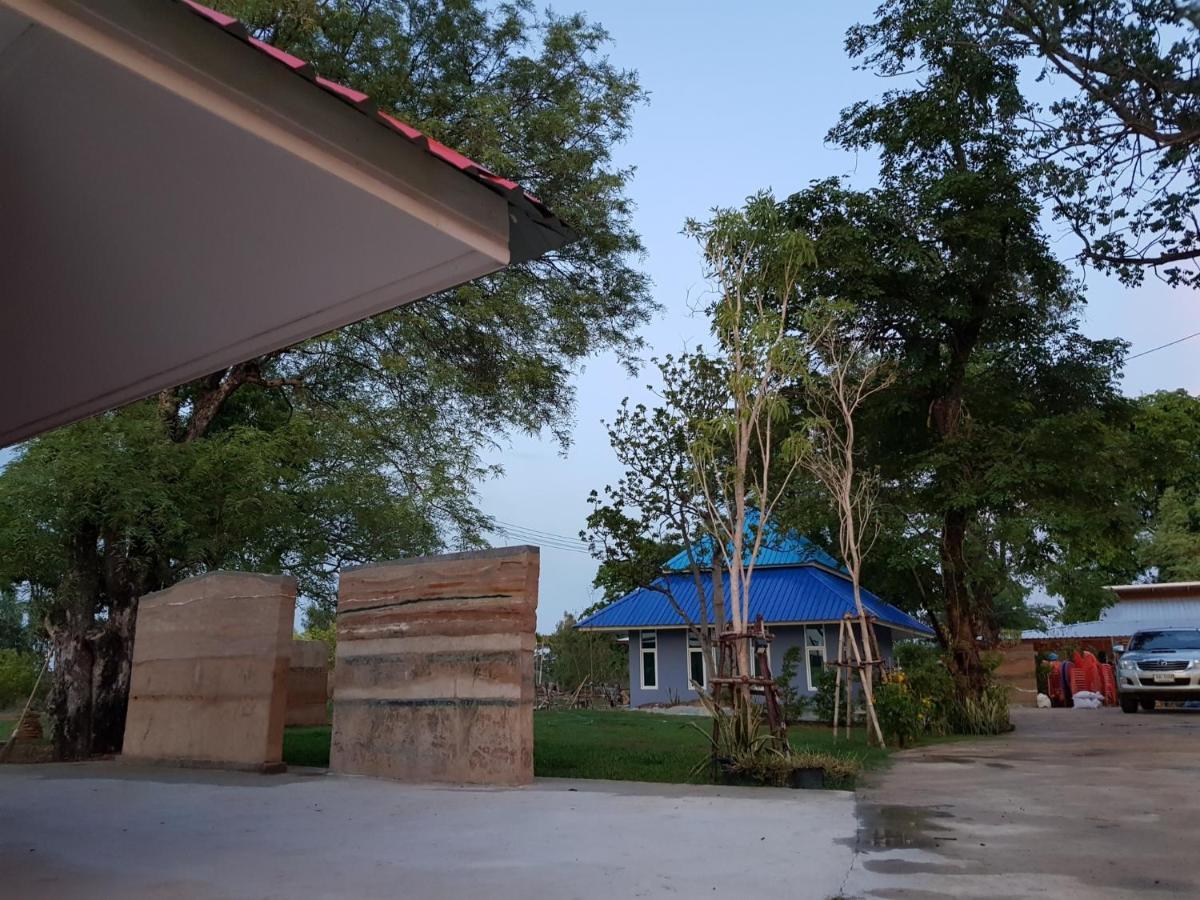 Wapipathum Earthen House Apartment Ban Na Lao Bagian luar foto