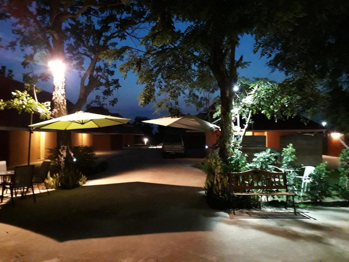 Wapipathum Earthen House Apartment Ban Na Lao Bagian luar foto