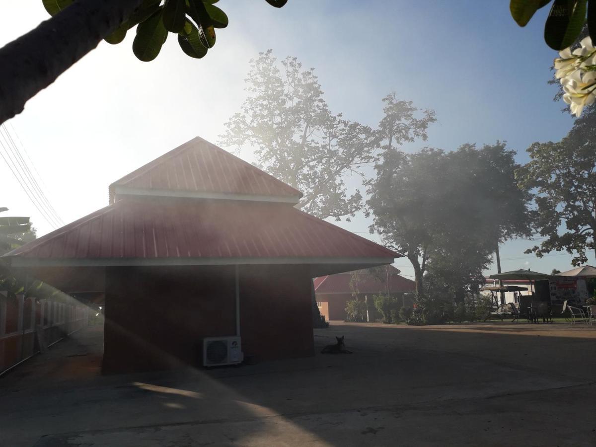 Wapipathum Earthen House Apartment Ban Na Lao Bagian luar foto