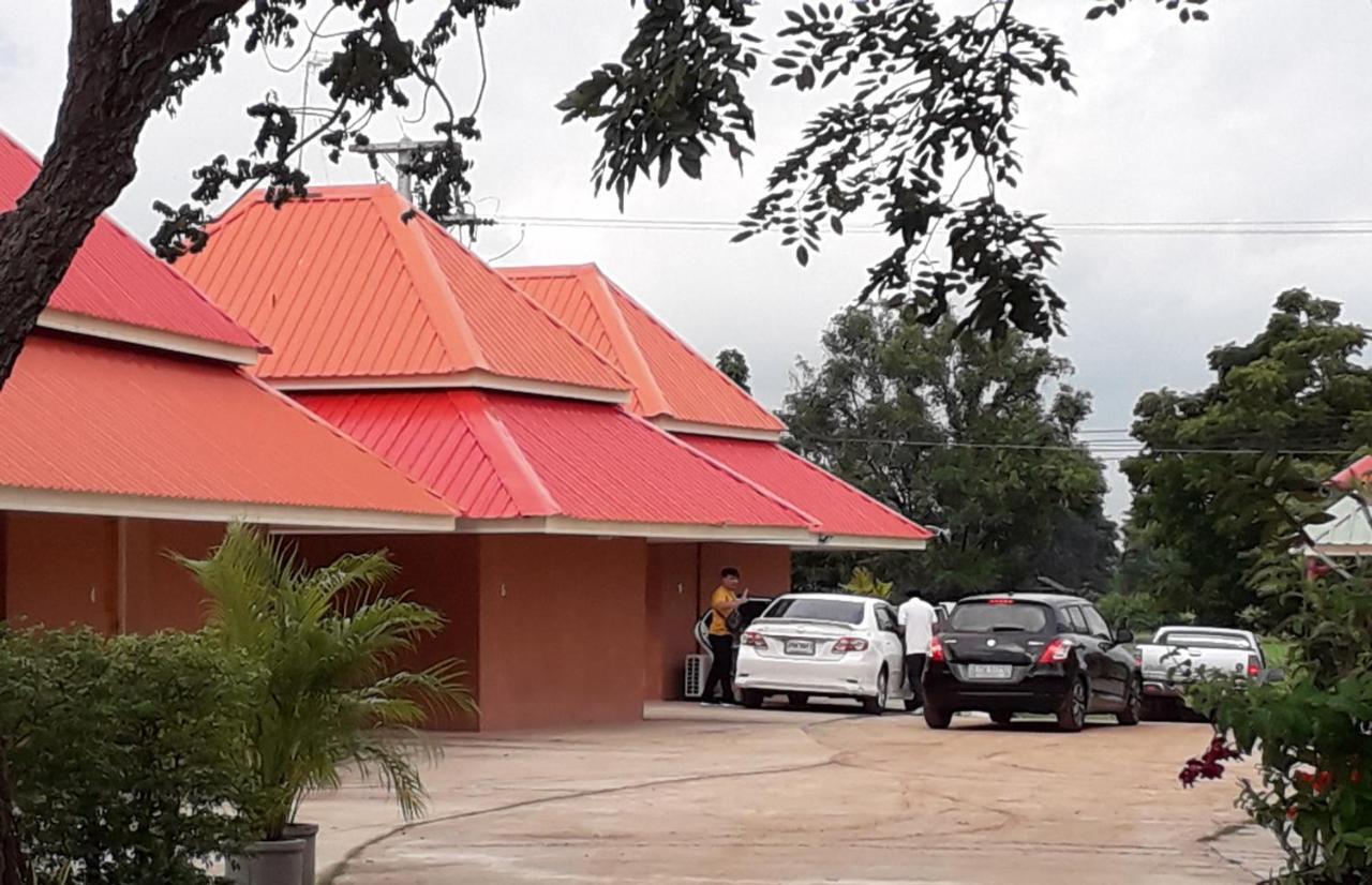 Wapipathum Earthen House Apartment Ban Na Lao Bagian luar foto