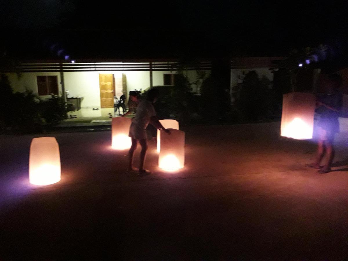Wapipathum Earthen House Apartment Ban Na Lao Bagian luar foto