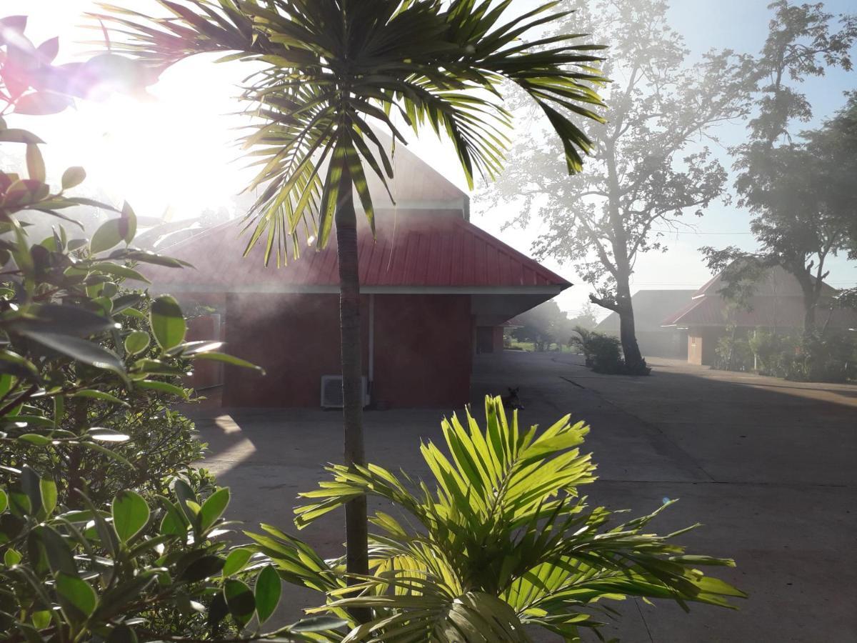 Wapipathum Earthen House Apartment Ban Na Lao Bagian luar foto